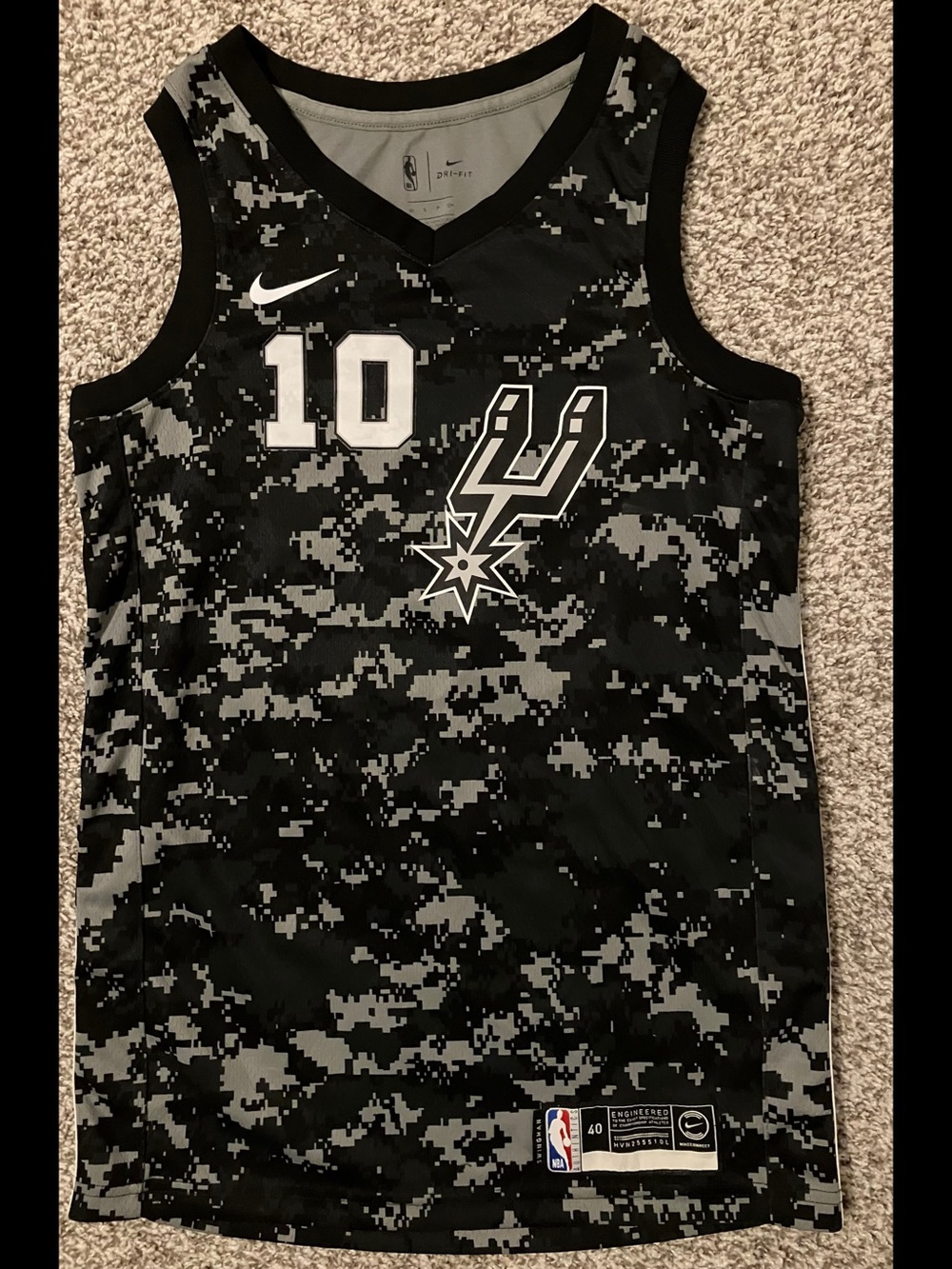 DeMar DeRozan Spurs Nike 2018-19 Camo City Edition NBA Jersey Men’s 40/Small
